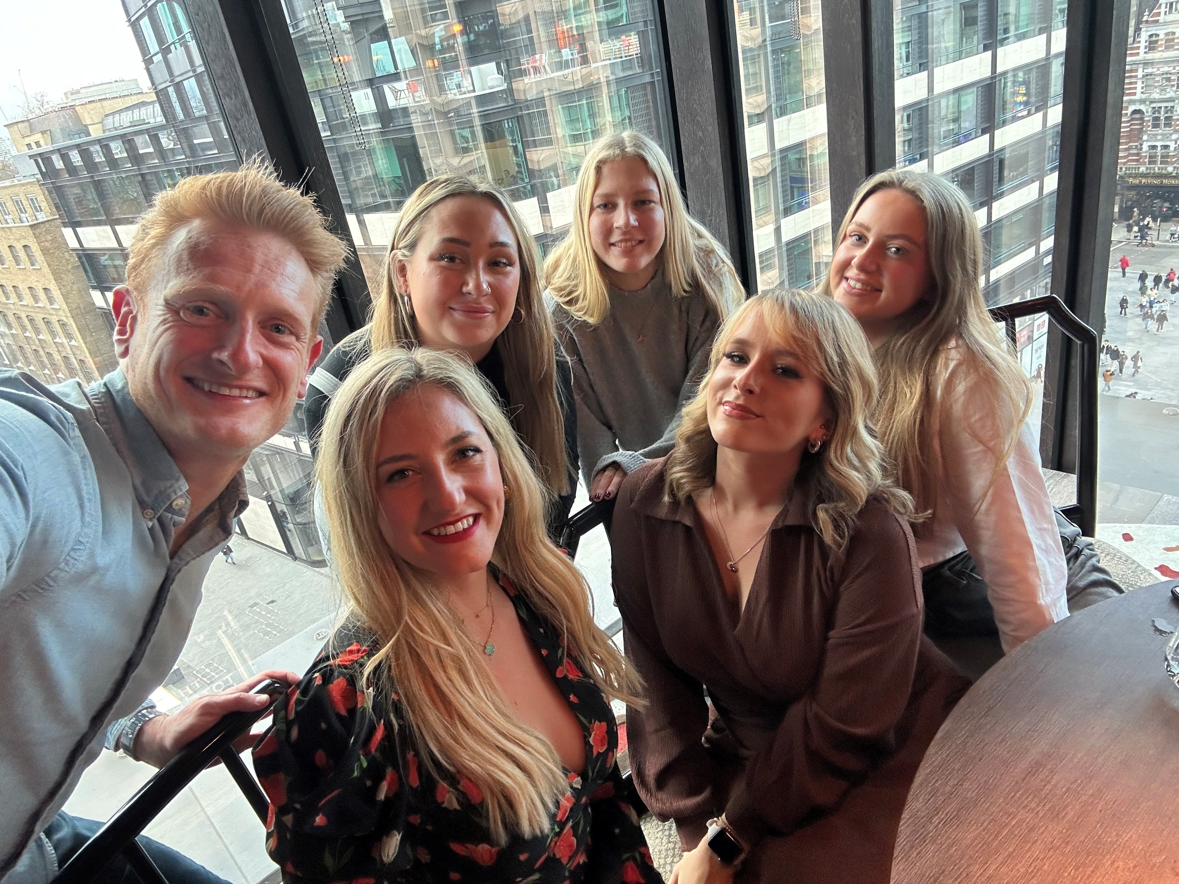 Achievers Lunch Club
